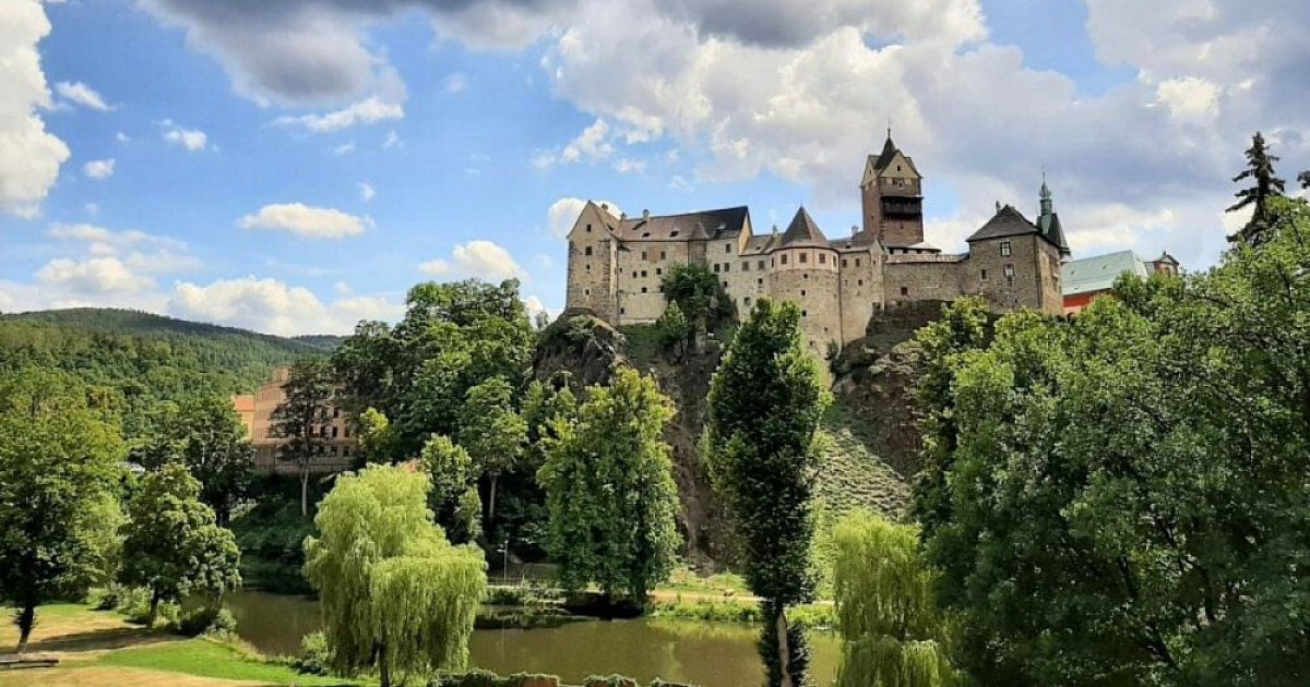 Castles and ruins I.
