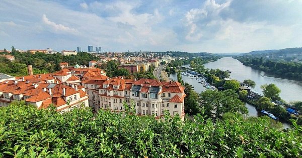 Prague Uplands Mountaineer