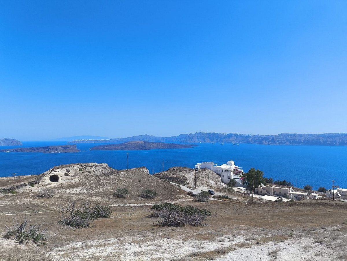 Ακρωτήρι (210&nbsp;m)