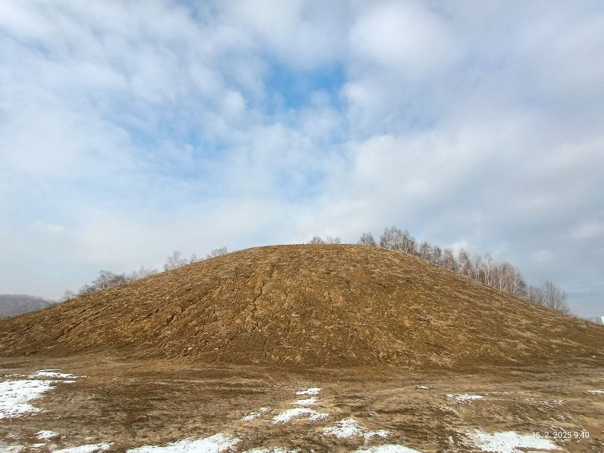 Hrušovská halda (232 m)