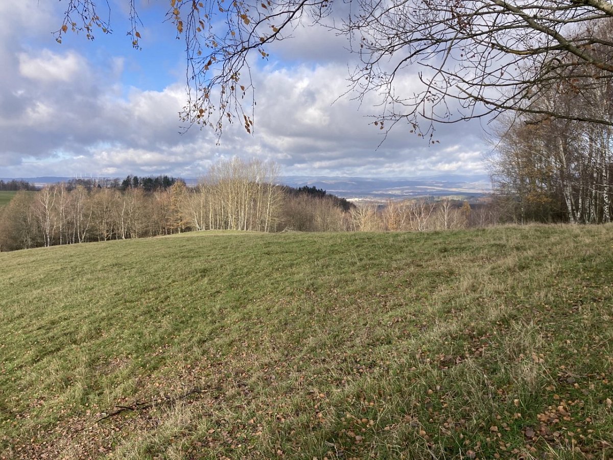 Lněný vrch (605 m)