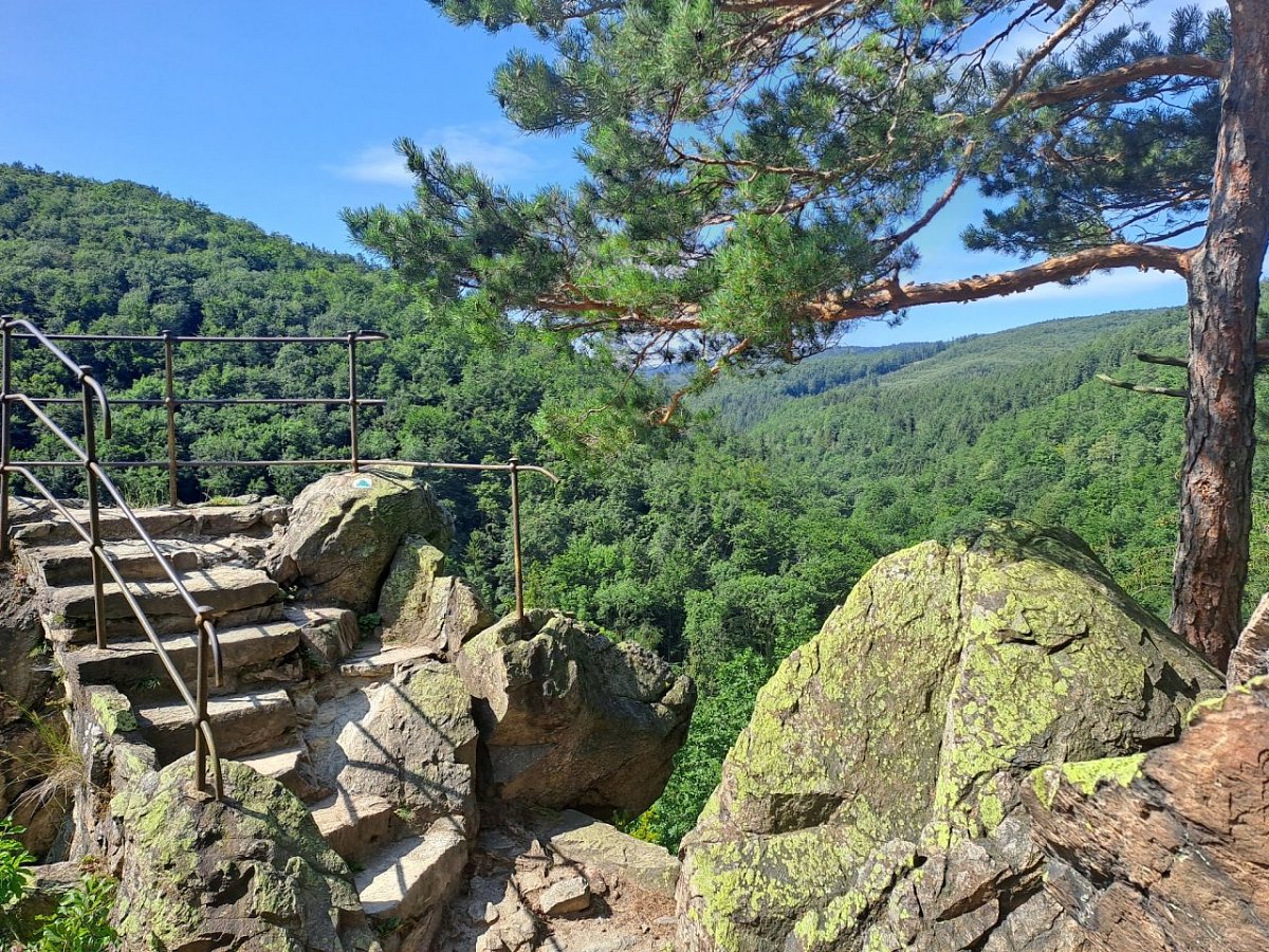 Čertovy kazatelny (441 m)