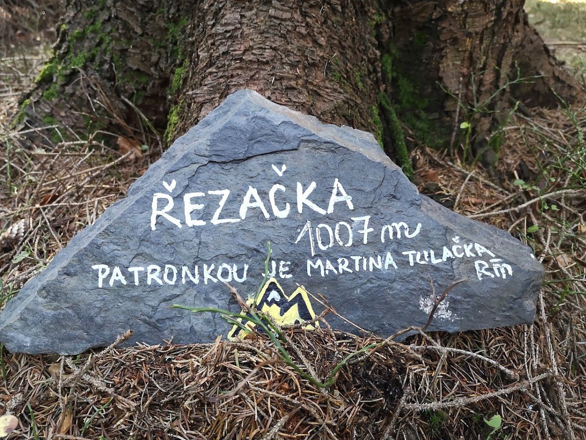 Řezačka (1007 m)
