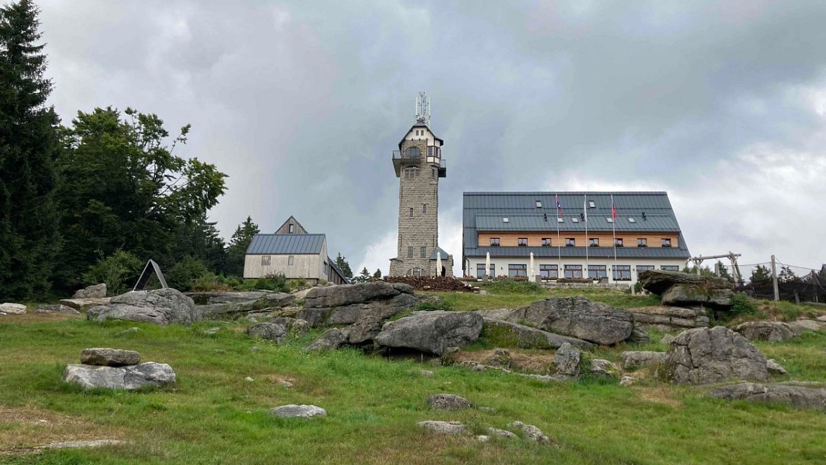 Nekras (Královka) (859 m)