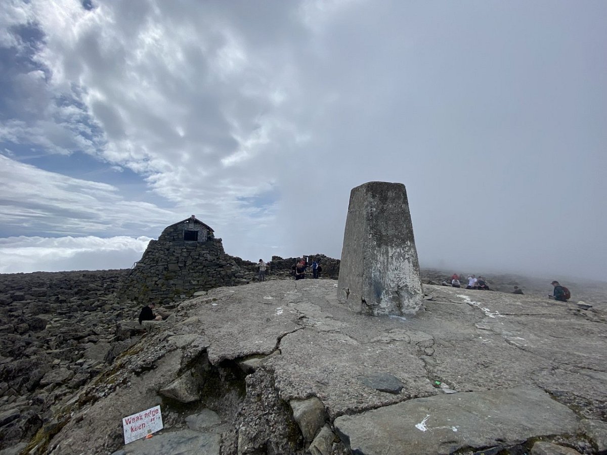 Ben Nevis (1345 m)