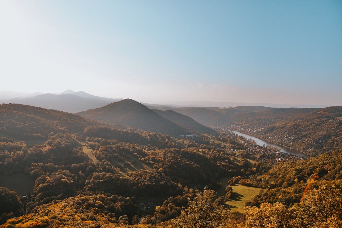 Krkavčí skála (461 m)