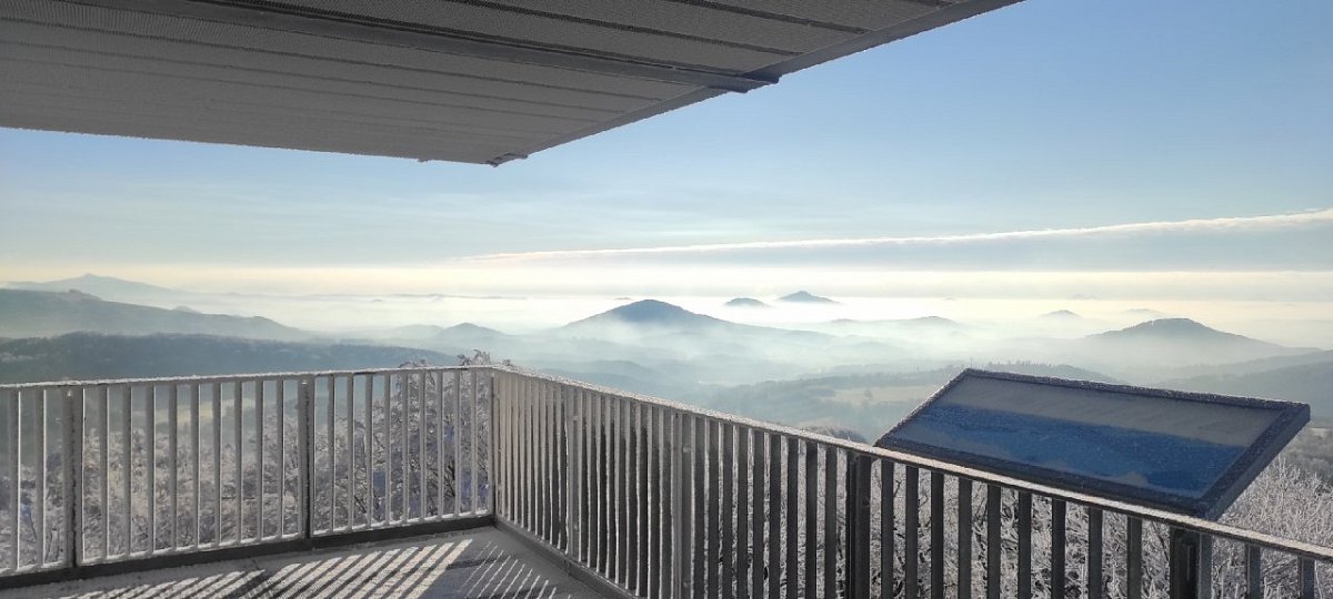 Luž (793 m)