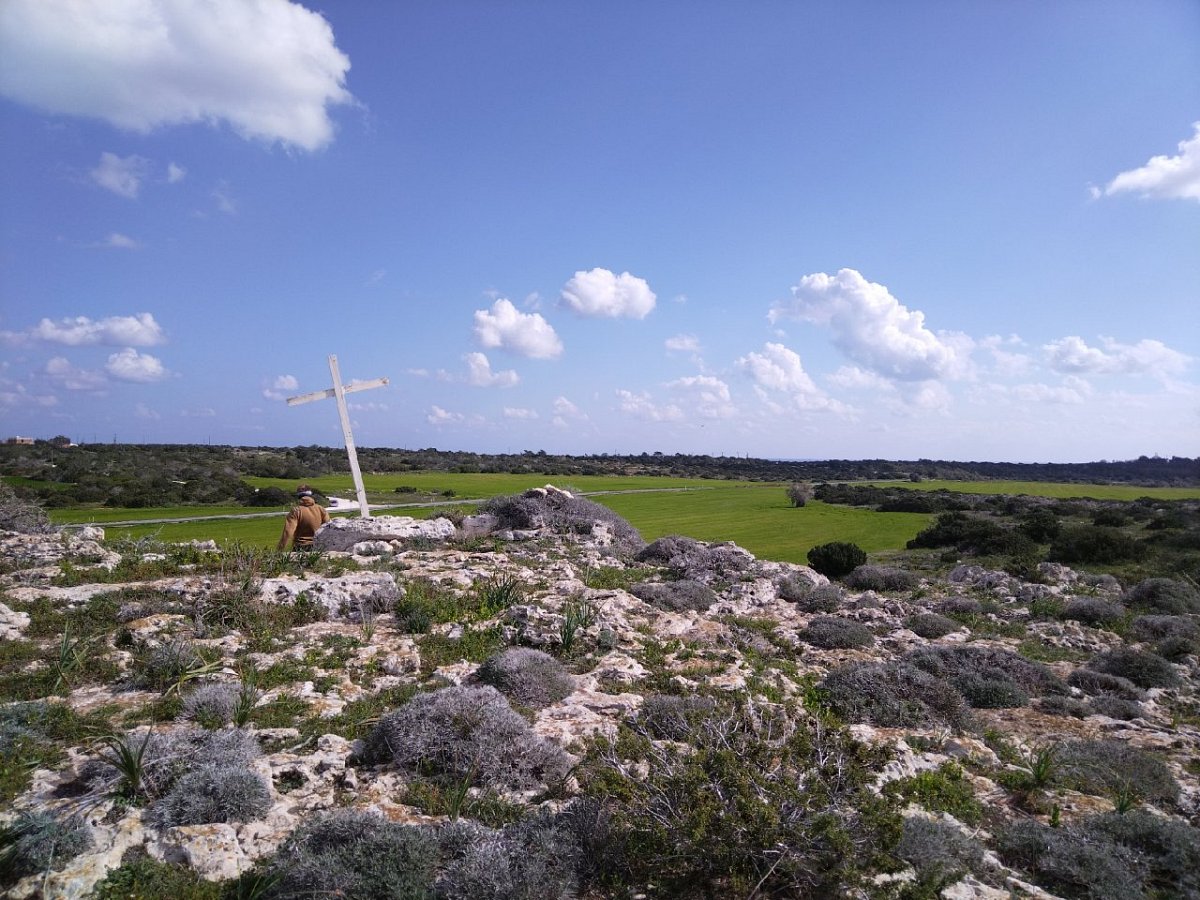 Vounia (65 m)