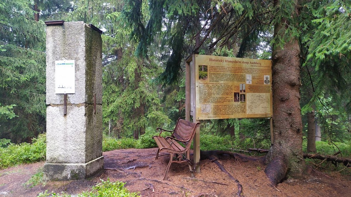Kamenáč (936 m)